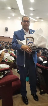 تقدیر از دکتر حسن عرب به عنوان سرآمد آموزشی واحد های استانی 4