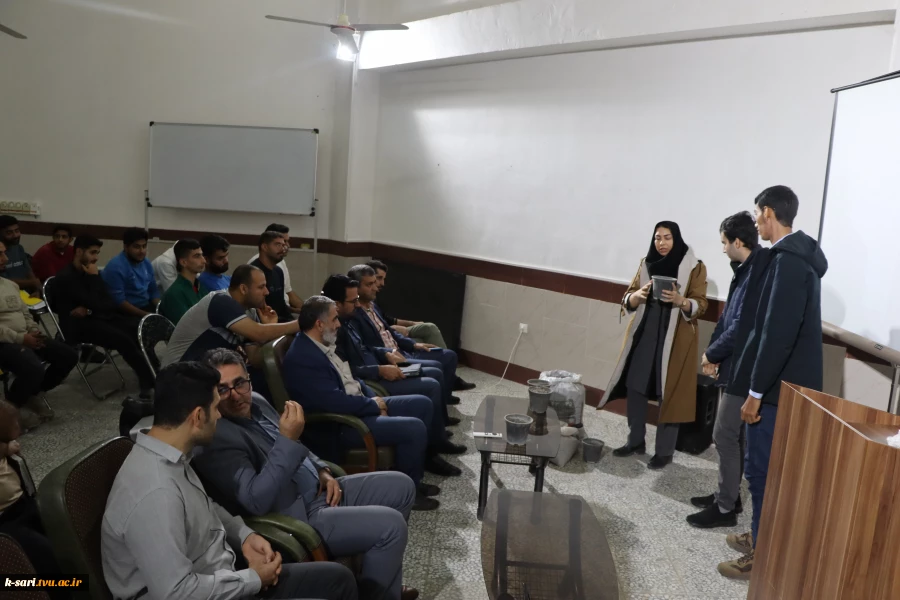 کارگاه آموزشی کشت زعفران در گلدان و جعبه در سالن اجتماعات آموزشکده کشاورزی ساری 3