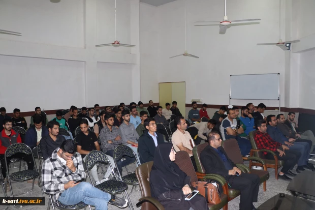 کارگاه آموزشی کشت زعفران در گلدان و جعبه در سالن اجتماعات آموزشکده کشاورزی ساری 6