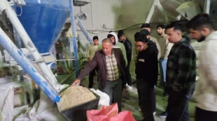 بازدید دانشجویان گروه علوم دامی از کارخانه خوراک دام 4